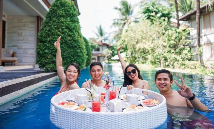 Grand Whiz Hotel Nusa Dua 4*