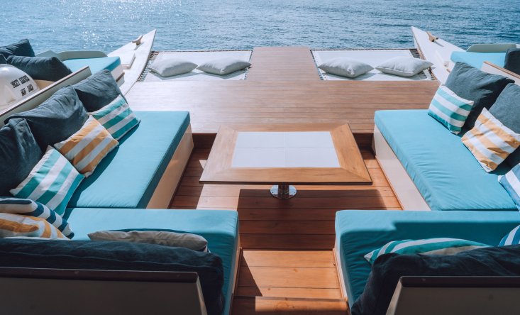 cruise on Utopia yacht