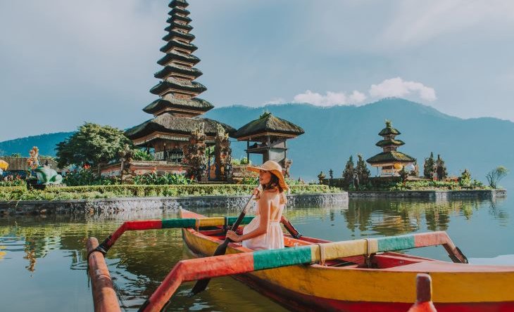 храм на воде Pura Ulun Danu Beratan Bedugul