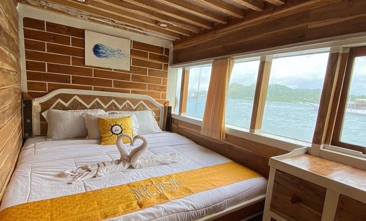 Superior Ocean view cabin