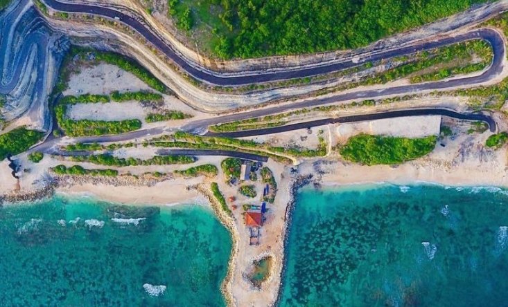 Melasti beach