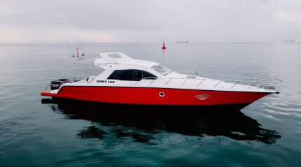 Sony Lee yacht cruise