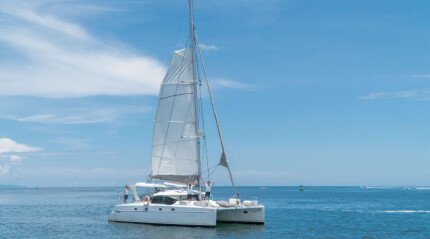 Cruise on yacht "Jemme"