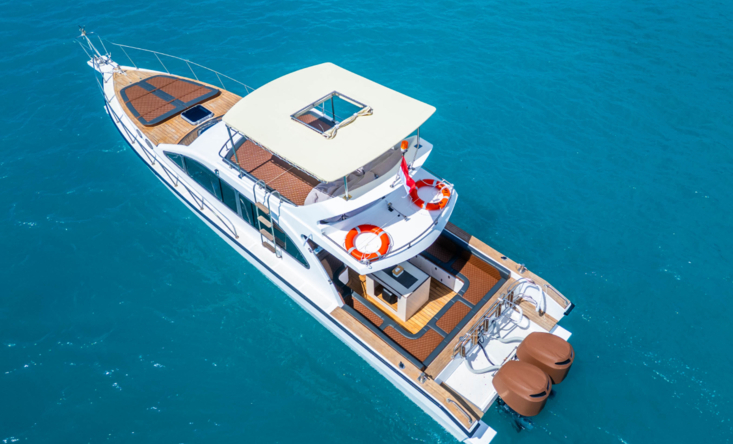 Honey Milk yacht