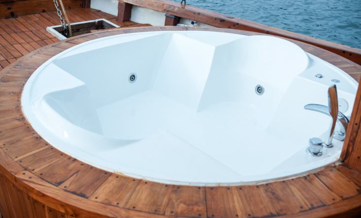 Jacuzzi