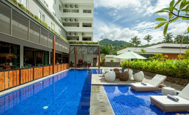 Swimming Pool in Montana Oceanside Mandalika *3