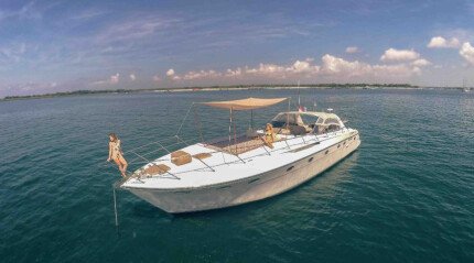 Croisière en yacht « Forever Risardi »