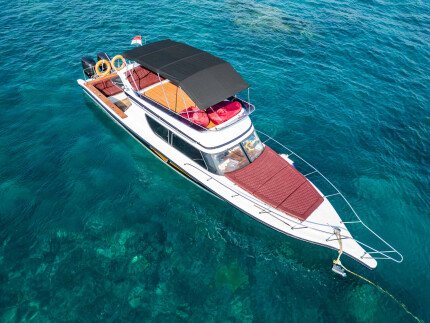 Croisière en yacht Queen Ruizi 12