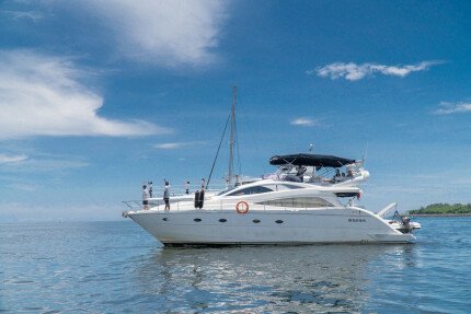 Croisière à bord du yacht « Burjuman »