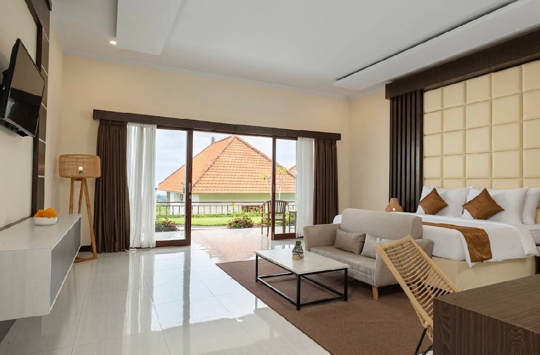 Grand Deluxe Garden Room