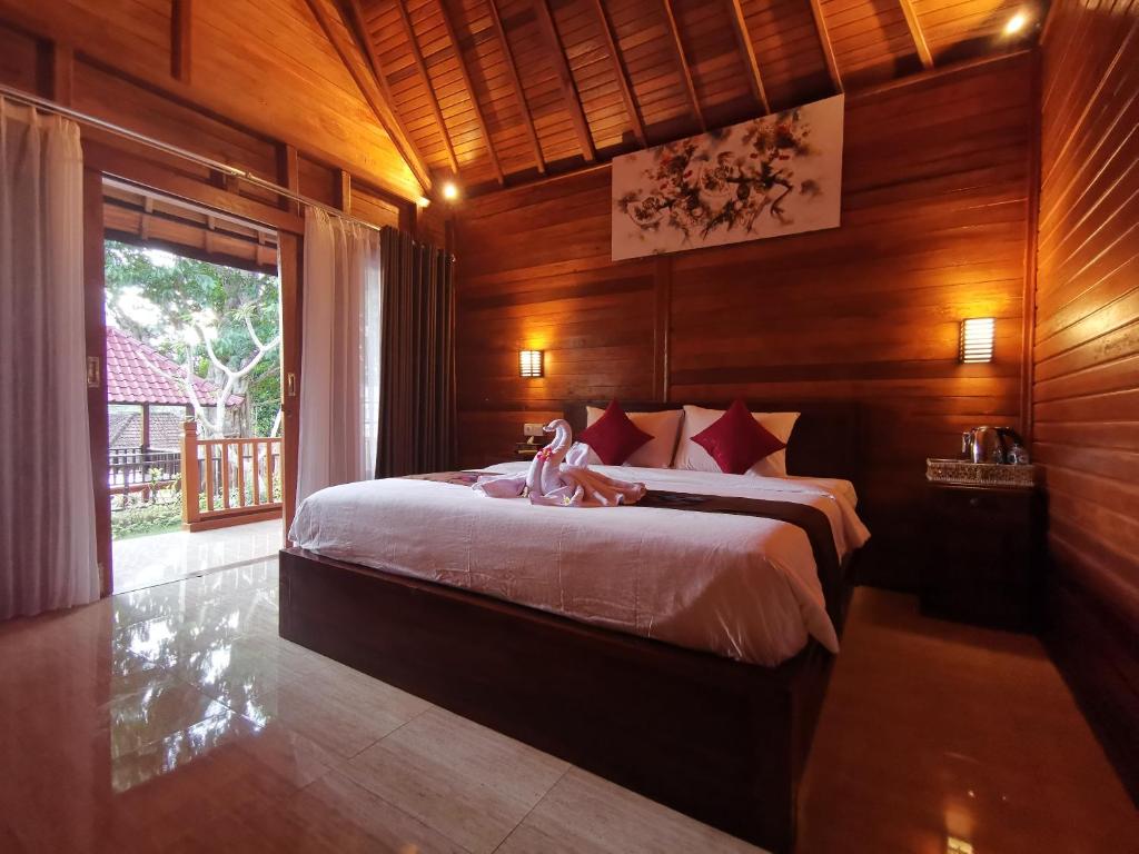 Deluxe Double Room Deluxe Double Room