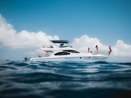 Croisière à bord du yacht « Accura 49 »