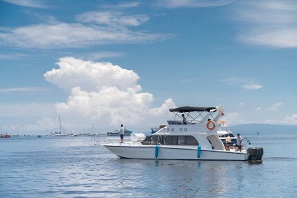 Croisière à bord du yacht « Suku »