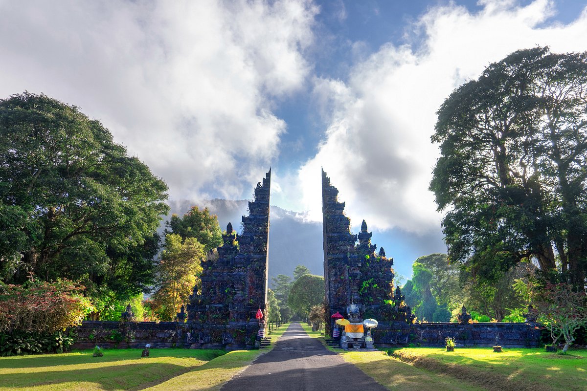 Handara gate