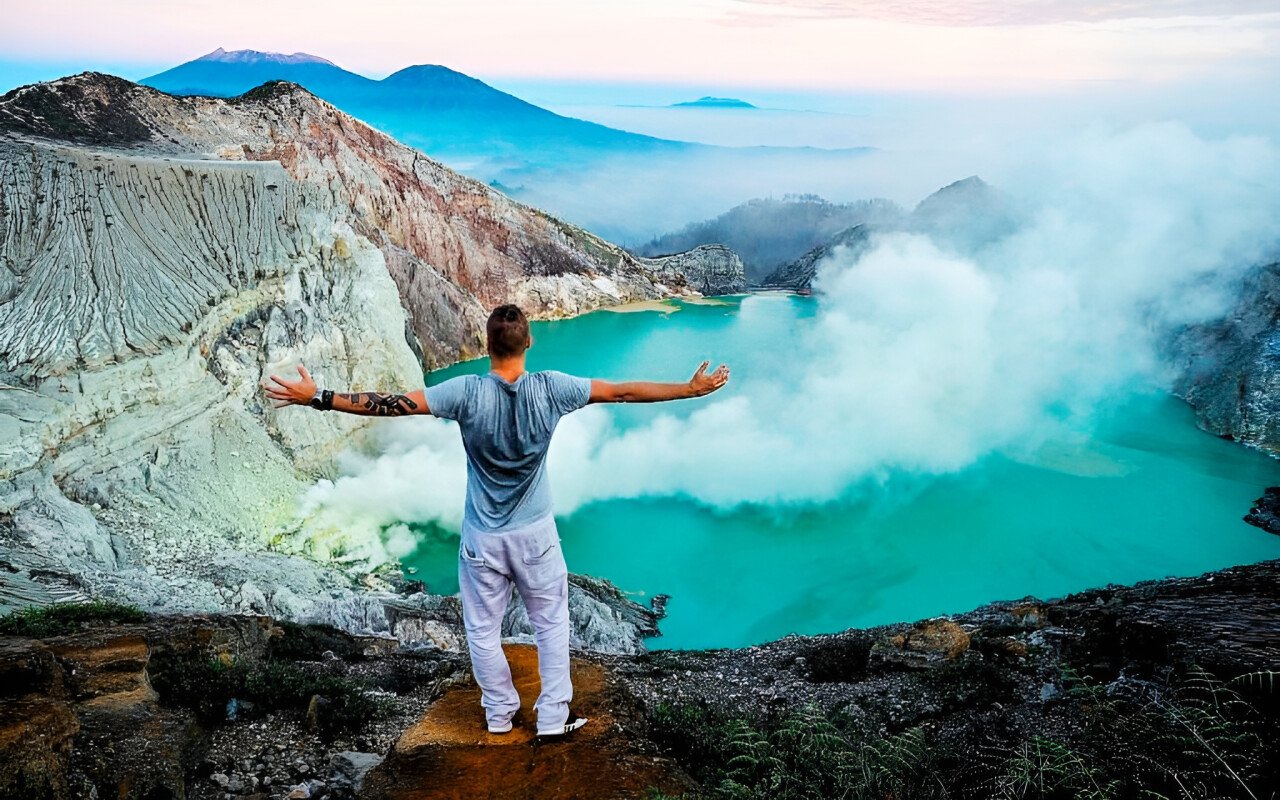 Incredible view from the summit of Ijen volcano