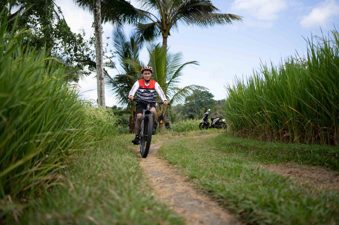 Faire du vélo électrique