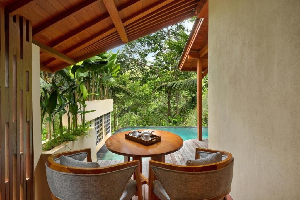 отель Jannata Resort Ubud 4* Deluxe Suite