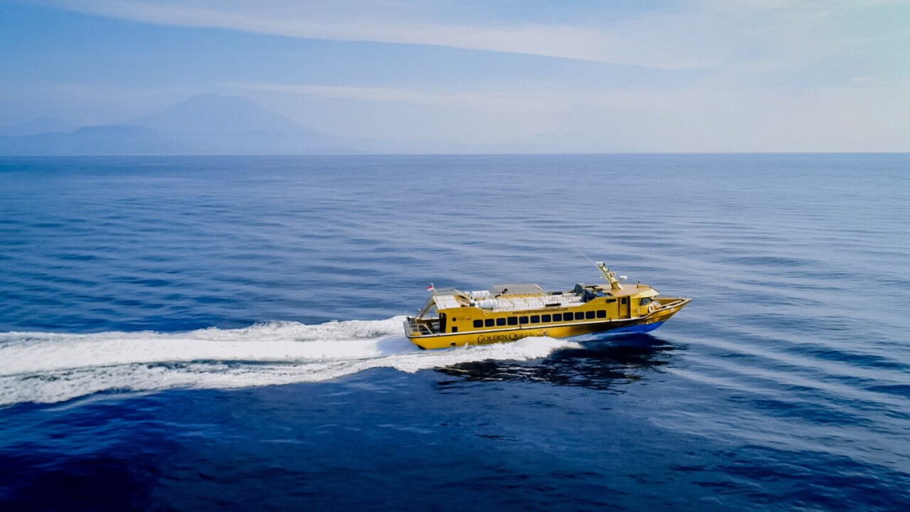 Golden Queen Boat
