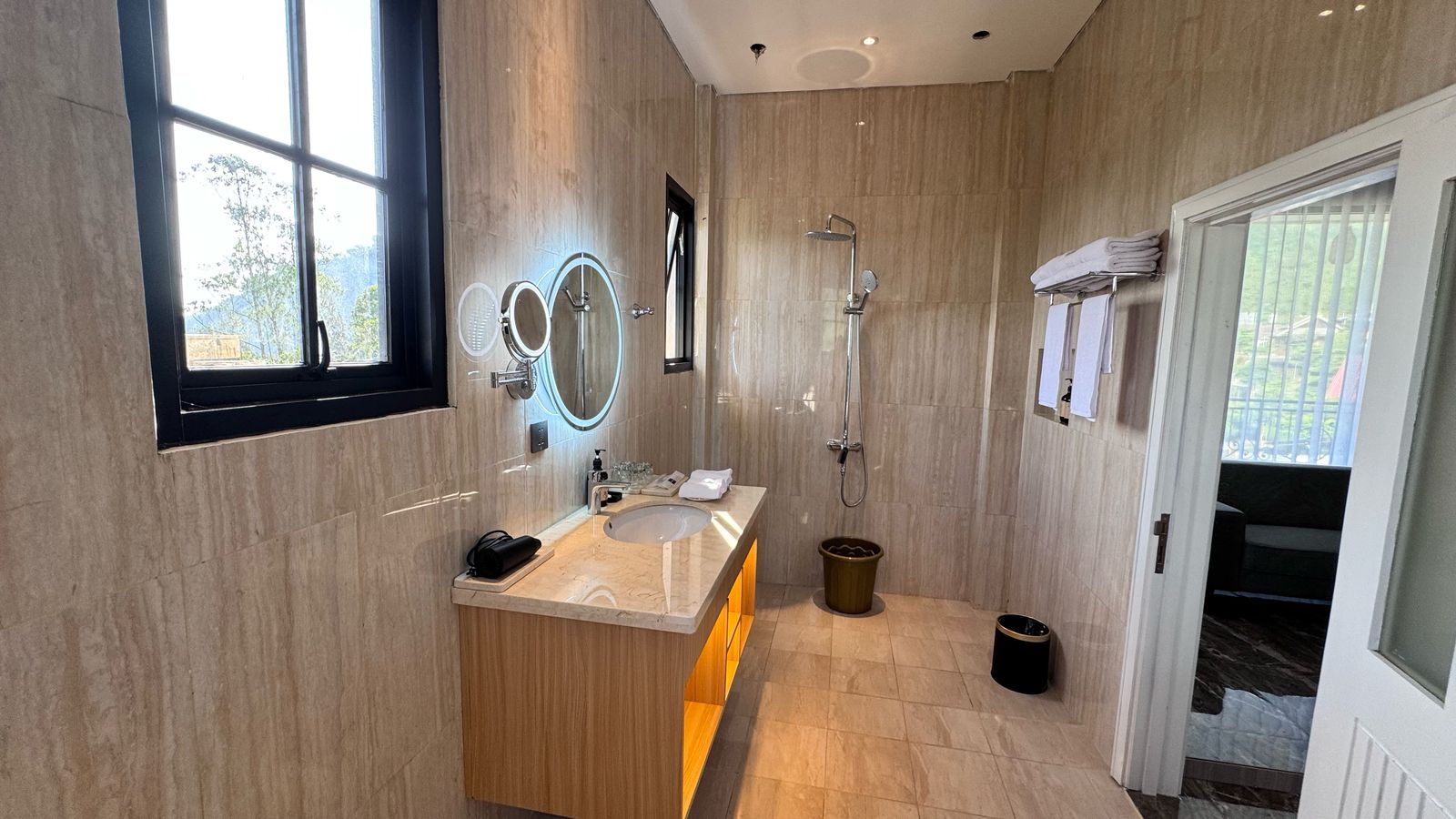 Villa 88 - chambre Deluxe avec eau chaude