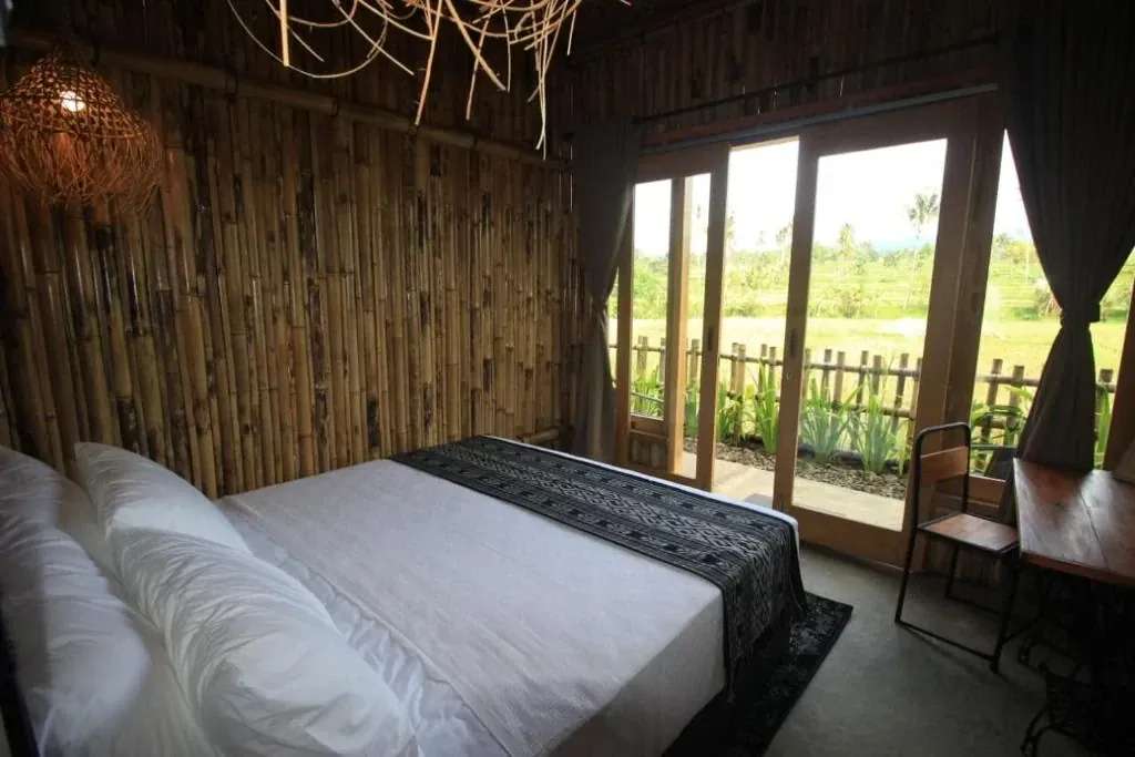 homestay number Sawah Ijen with hot water