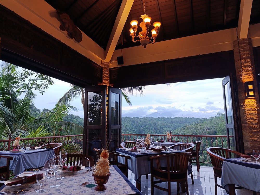 Ресторан «Wijaya Kusuma»