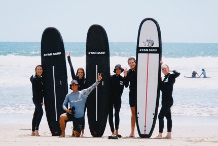 Серфинг в школе «Star Surf»