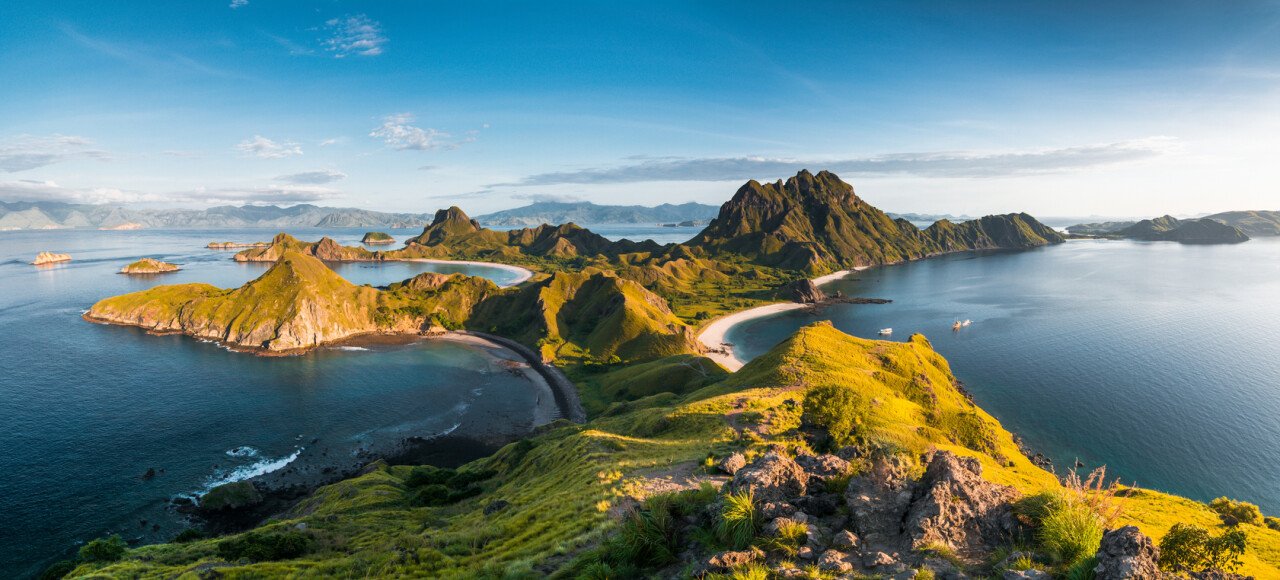Komodo Boat Tour on Panrita