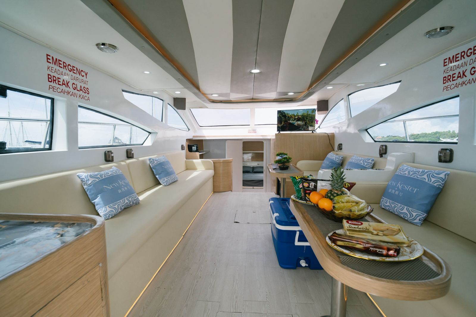 Yacht Kester