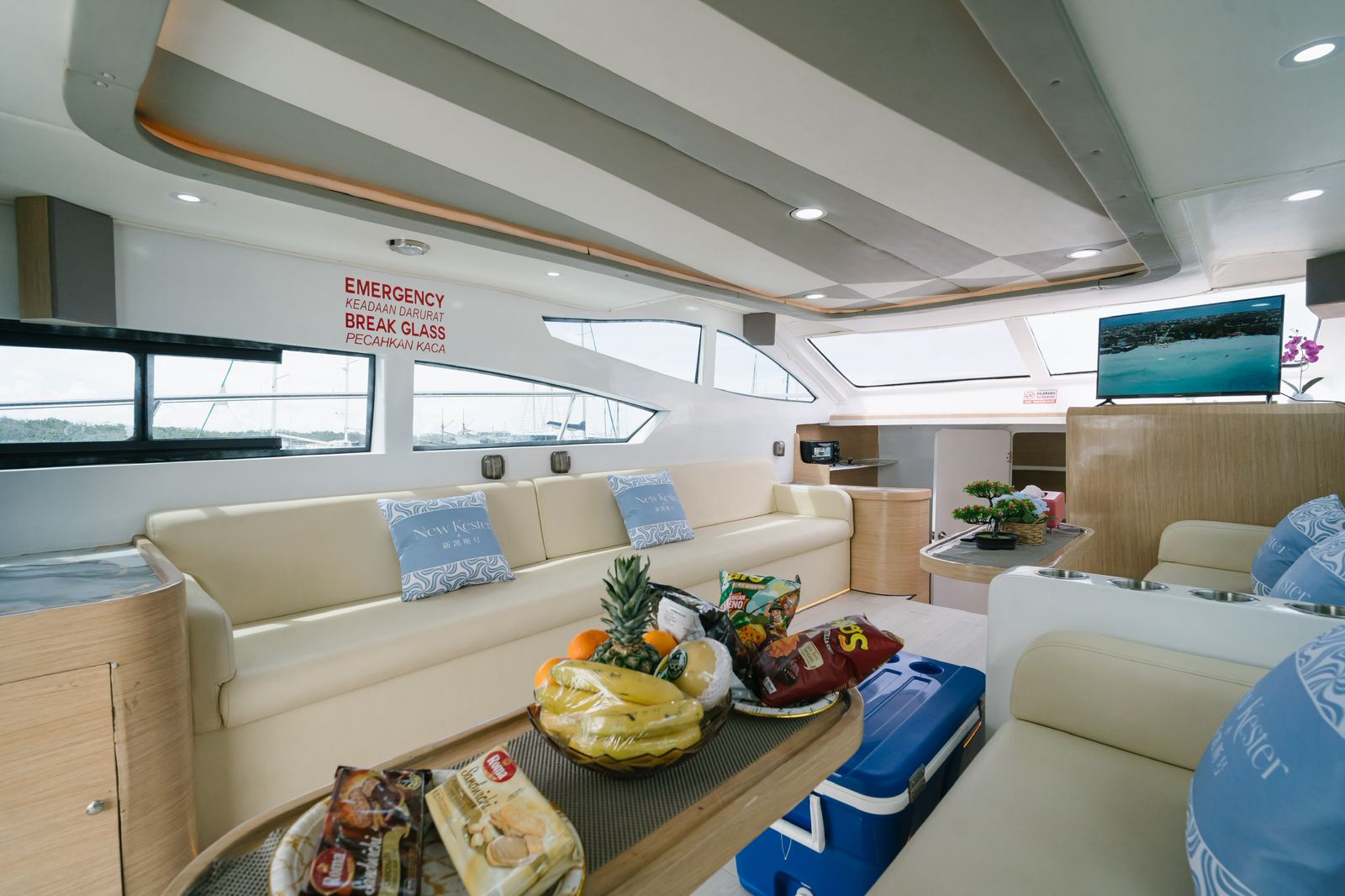 Yacht Kester