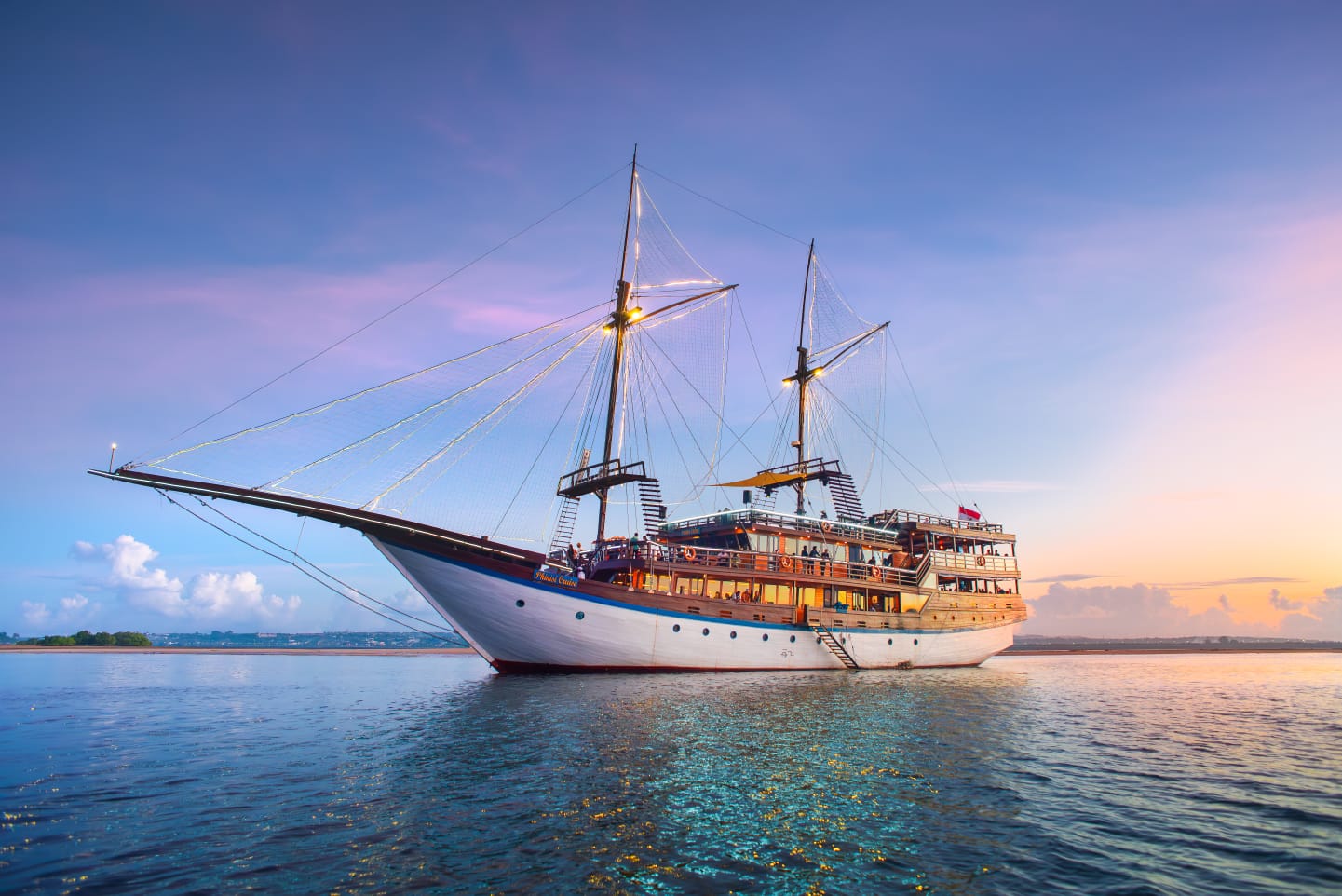 yacht Phinisi yacht Phinisi