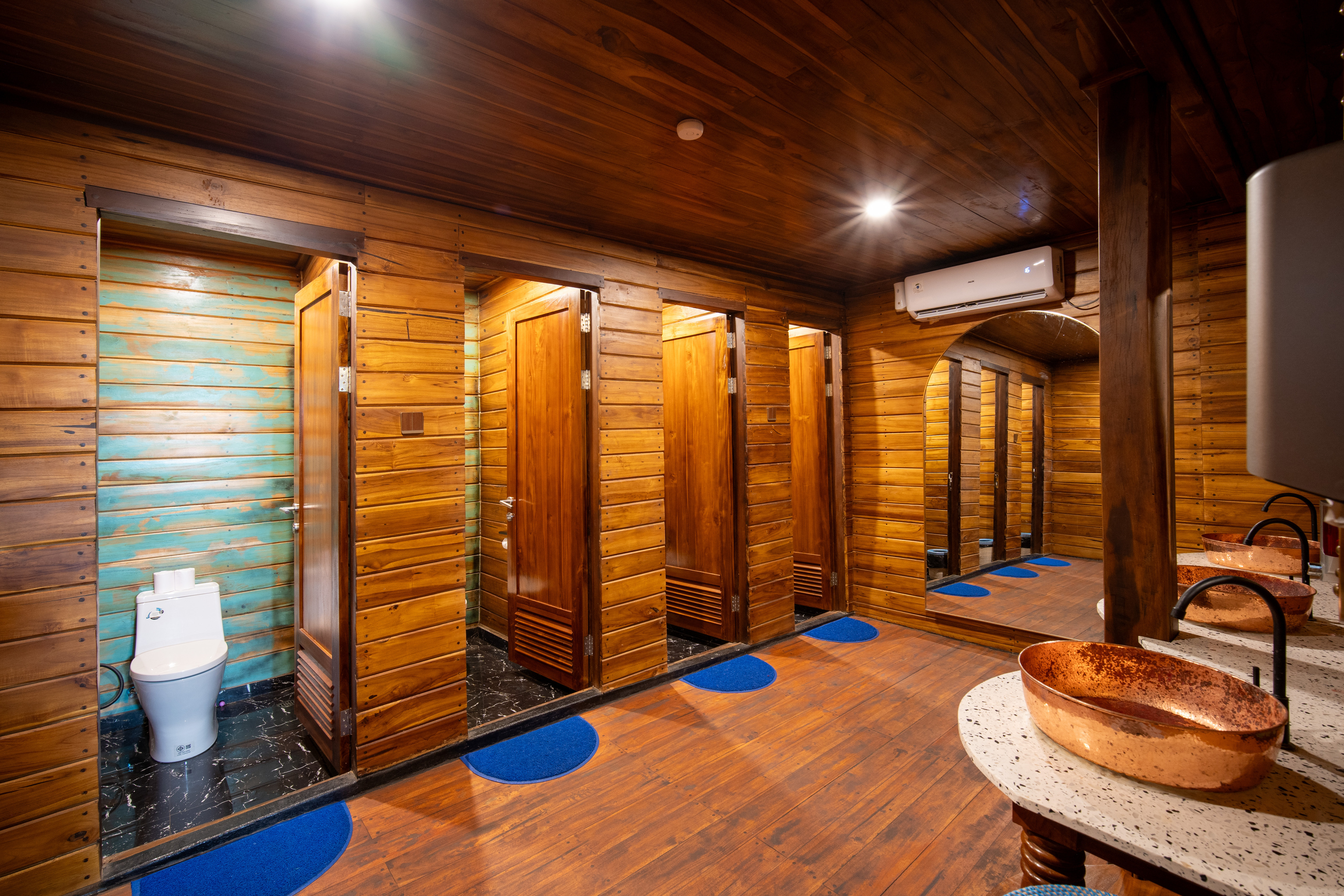 Toilets on board Toilets on board