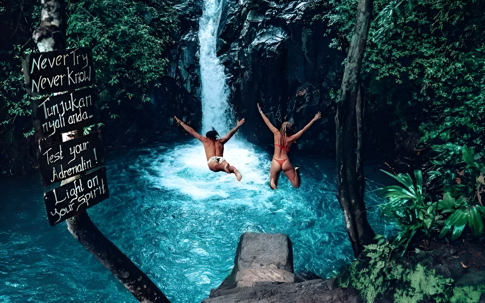 Aling-Aling waterfall