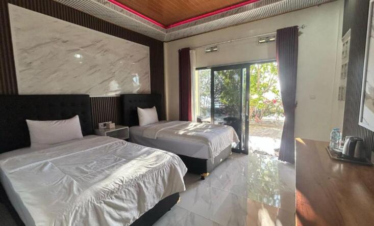 Hotel Villa Beach Transit 2 - улучшенный номер