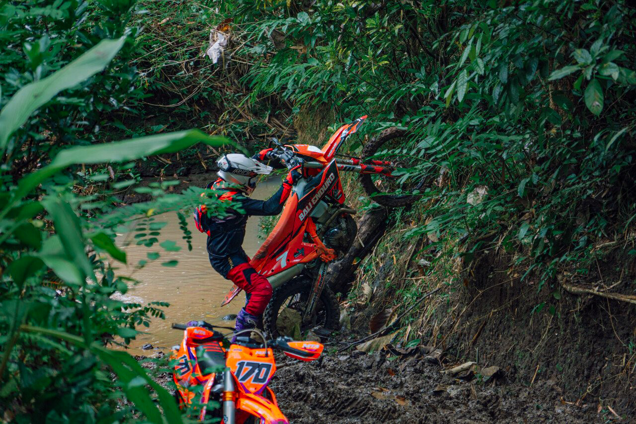 Enduro in the secret forest