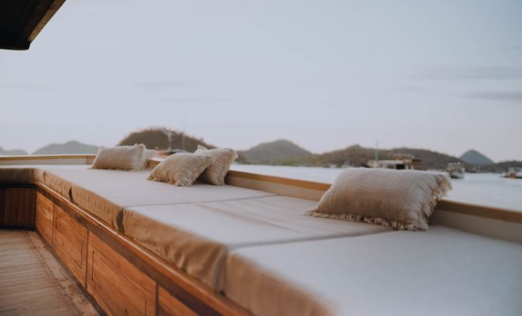 lounge zone