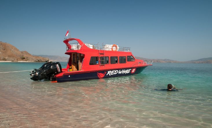 Speed ​​boat