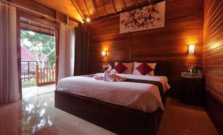 photo 2 Days tour to the west of the island + snorkeling + 1 night in budget hotel in Kamasan Cottage 3* 2