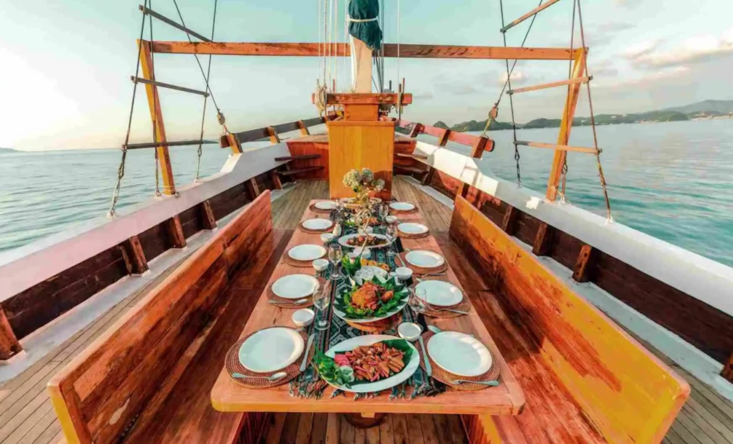 photo Private trip Komodo Islands by 