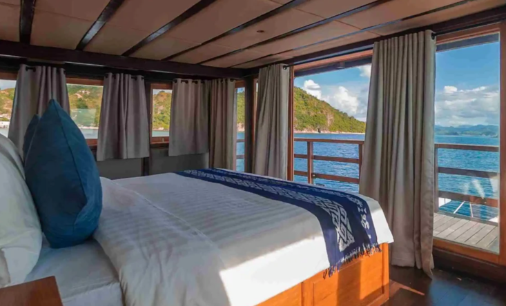 photo Private trip Komodo Islands by 