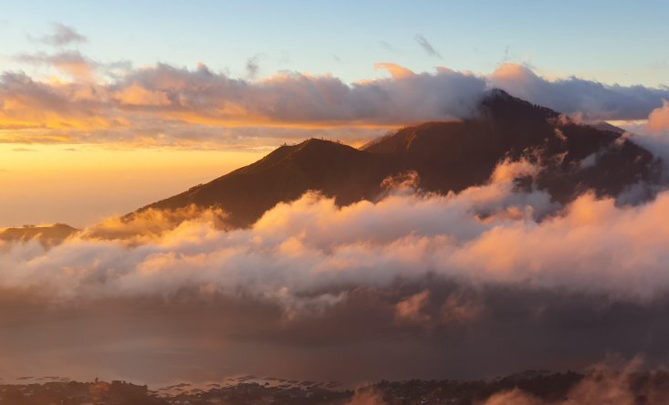 photo Sunrise on Mount Batur and the 