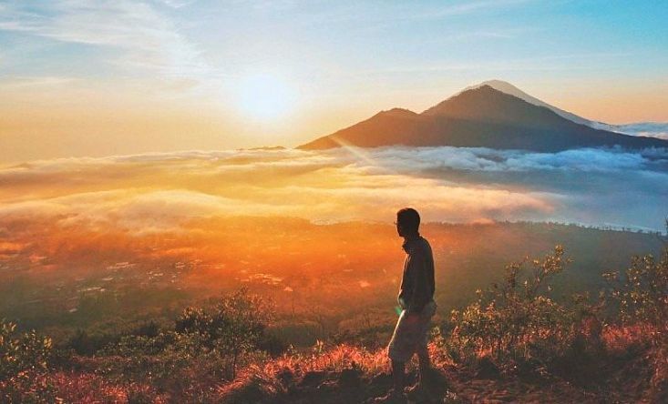 photo Sunrise on Mount Batur and the 