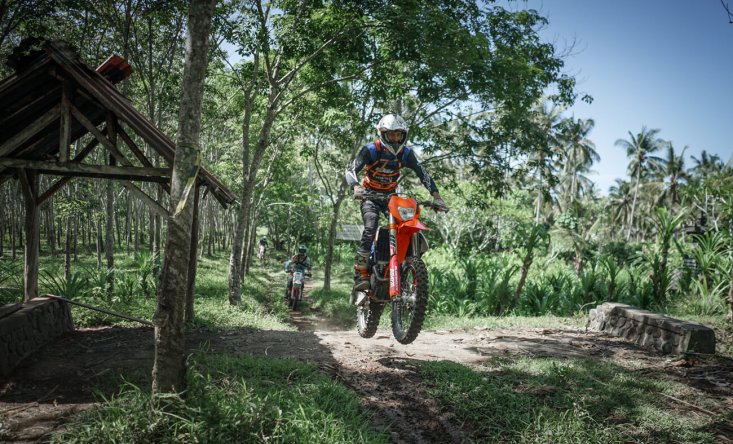 photo Black Lava or kintamani forest KTM2023 350сс 4 hours 6