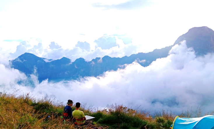 photo Standard Package: Trekking to Rinjani (4 days / 3 nights + 1 day) 3
