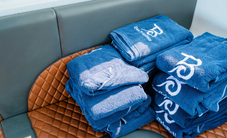 фото Аренда яхты Almond Milk 6